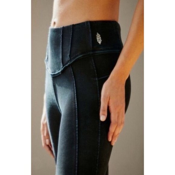 NWOT Free People Movement Washed Green High Waist Leggings - Picture 9 of 10